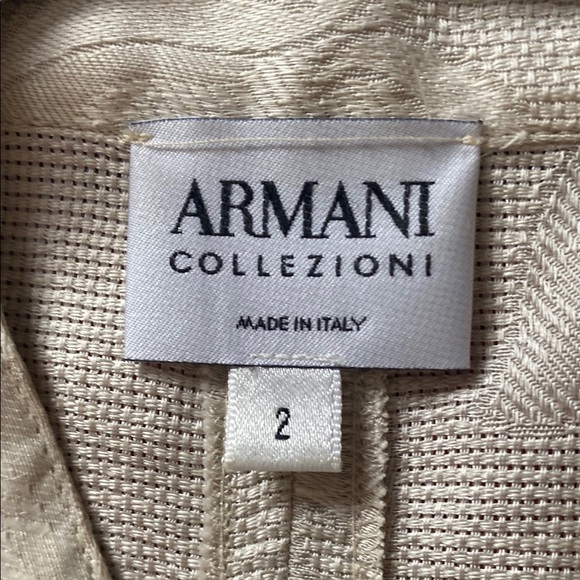 Armani Collezioni Cream Textured Jacket - Picture 2 of 9